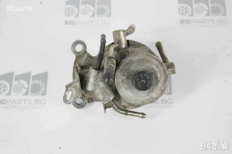 Корпус горивен филтър за Toyota Avensis T27 2.2D-cat 150 к.с. (2009-2012) 23300-0R070, снимка 1