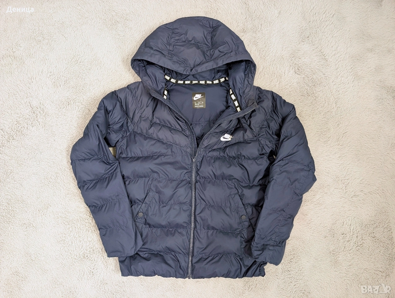 Олекотено яке на Nike, снимка 1