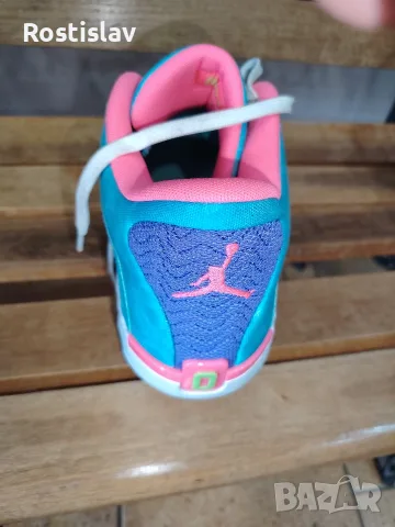 Nike Air Jordan оригинални маратонки в перфектно състояние без забележки като нови. , снимка 4 - Маратонки - 56092051