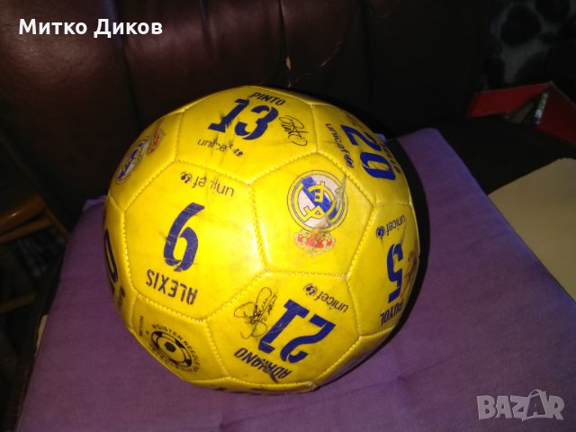Топка подписана принт Барселона сезон 2013-14, снимка 4 - Футбол - 31904595