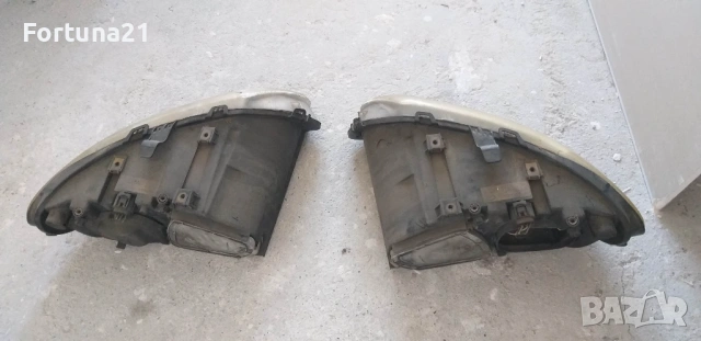 Chrysled Voyager - оригинални фарове, снимка 2 - Части - 53350031