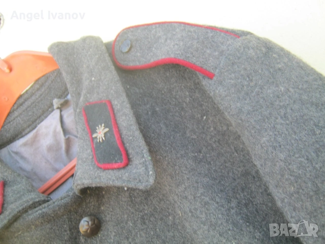 Войнишки боен шинел от соца, снимка 4 - Антикварни и старинни предмети - 54333131