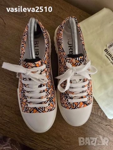 Burberry страхотни дамски сникърси кецове , снимка 3 - Кецове - 53893028