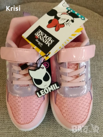 Детски светещи маратонки за момиче Мини Маус-Disney , снимка 2 - Детски маратонки - 54220575