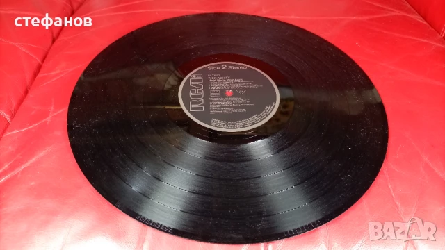 Дългосвиреща грамофонна плоча RICK ASTLEY hold me in your arms, Германия, снимка 7 - Грамофонни плочи - 51270134