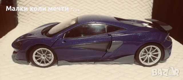 Метална кола McLaren 1:18 , снимка 2 - Колекции - 49336401