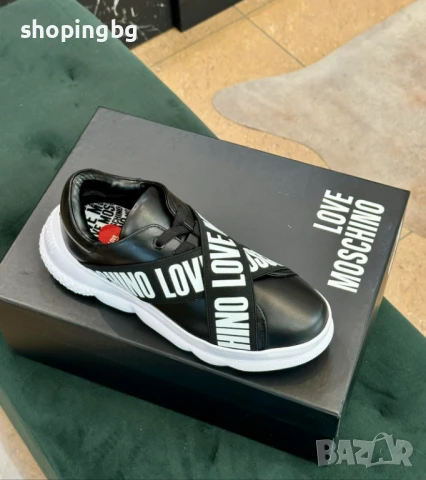 Черни сникърси Love Moschino 219 лв., снимка 3 - Кецове - 51061015