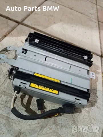 CD Changer Mercedes ML W164 GL X164 R Class W261 E Class W211 CLS W219 CD Чейнджър Мерцедес , снимка 2 - Части - 56186959