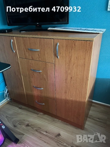 Юношеско обзавеждане, снимка 4 - Мебели за детската стая - 53111938