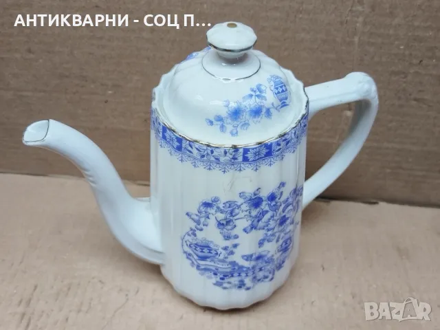 Стар Порцеланов Чайник. , снимка 2 - Антикварни и старинни предмети - 47331023
