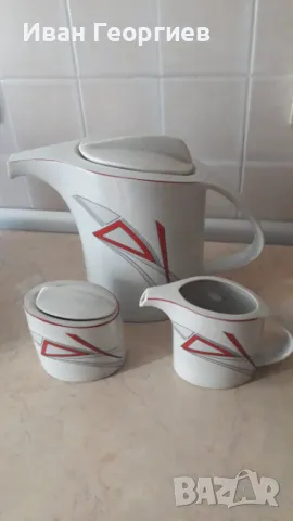 Порцеланов комплект захарница и канички