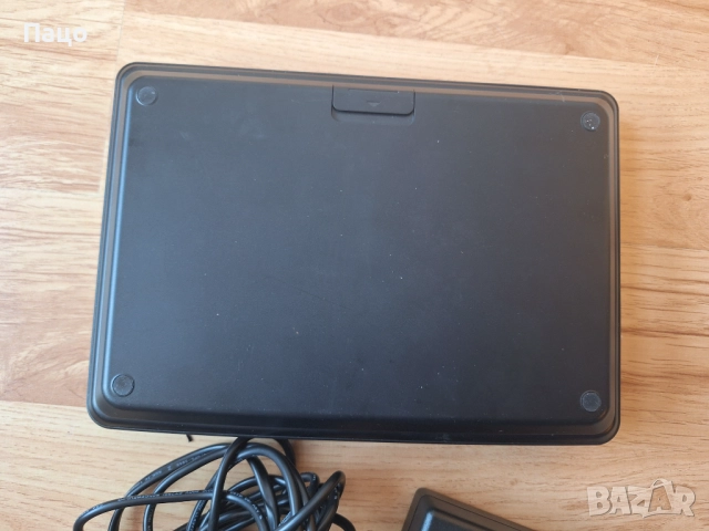 Sony DVP-FX810 Portable DVD Player (8") , снимка 16 - Плейъри, домашно кино, прожектори - 52970160