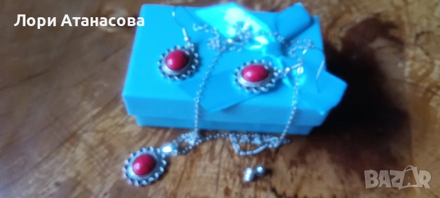 Комплект от три части в ретро етно стил за жени, включващ обеци с флорална резба, снимка 4 - Бижутерийни комплекти - 54005662