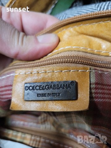 DOLCE & GABBANA винтидж  мини чанта естествена кожа , снимка 4 - Чанти - 44178302