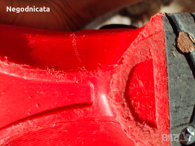 Детски ски обувки Atomic JR 3 21.5 см, снимка 10 - Зимни спортове - 52420063