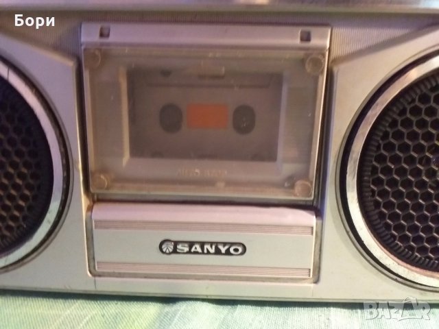 SANYO M 9903 K  Радиокасетофон, снимка 5 - Радиокасетофони, транзистори - 31449447