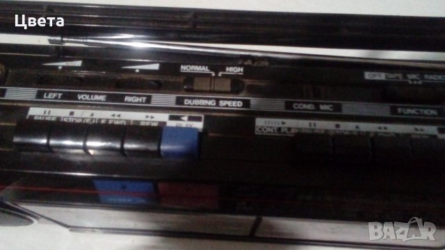 Двукасетачен касетофон с радио, снимка 1 - Радиокасетофони, транзистори - 29364602
