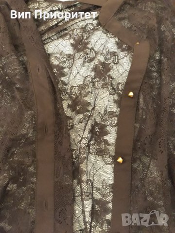 Много луксозна копринена горница в черно, марка KIKI RIKI  с конусовидни ефектни копчета, снимка 11 - Туники - 37446306