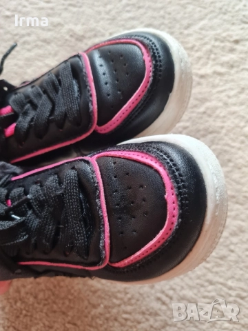 Маратонки , снимка 2 - Детски маратонки - 51665543