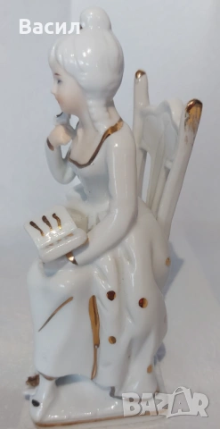 ПОРЦЕЛАНОВА ФИГУРА, снимка 4 - Антикварни и старинни предмети - 54065227
