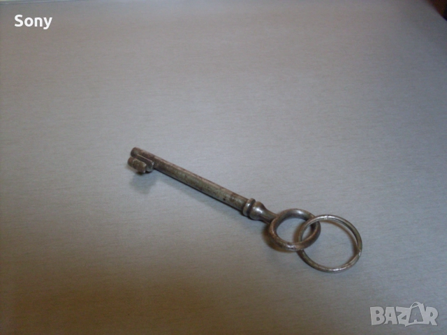 Стар железен ключ., снимка 7 - Антикварни и старинни предмети - 52580647