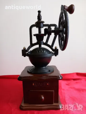 Рядка Механична Мелница, Мелничка за КАФЕ, снимка 2 - Антикварни и старинни предмети - 50397179