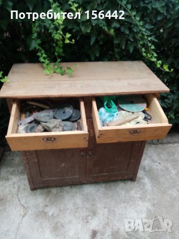 Кухненски бюфет от Царско време. , снимка 3 - Шкафове - 37759736