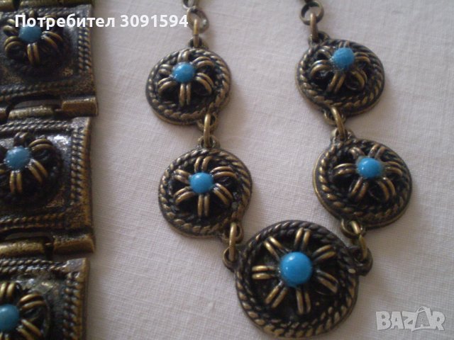 комплект възрожденски тип - гривна , нагръден накит и пръстен от бронз, снимка 8 - Антикварни и старинни предмети - 37332193