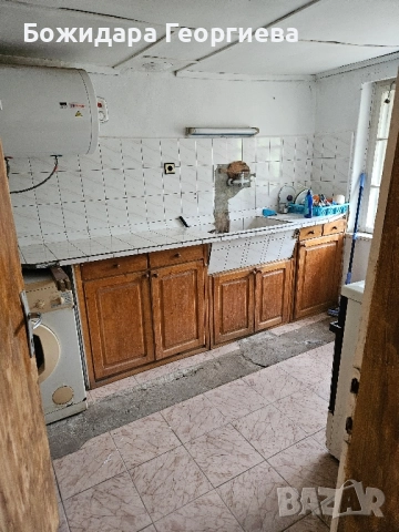 къща в с. Побит камък , снимка 10 - Къщи - 51459144