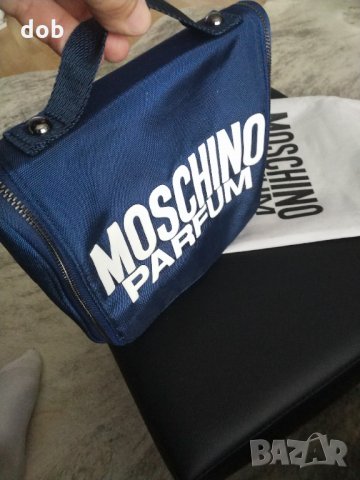 Нова тоалетна чанта MOSCHINO toiletries bag, оригинал , снимка 7 - Чанти - 31609699