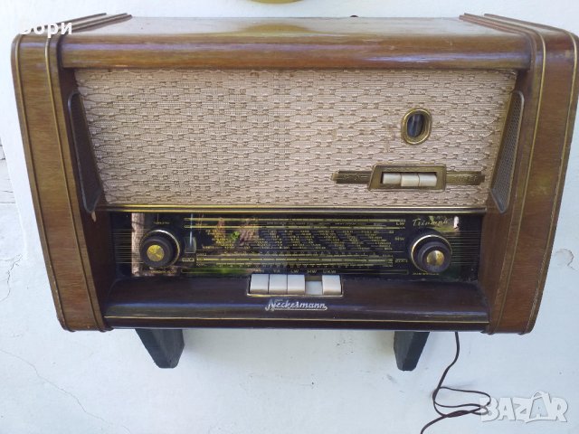 Neckermann Triumph 3-D super 111/30 