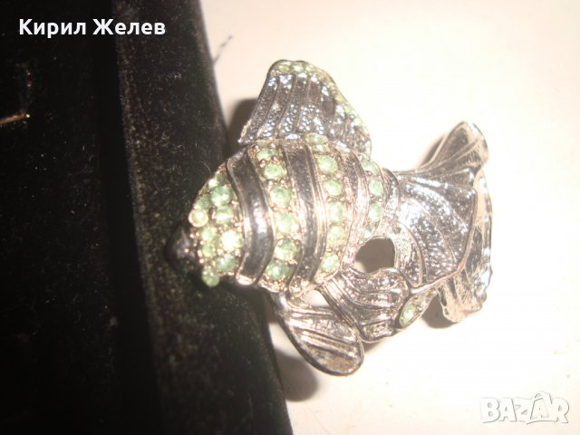БРОШКА ПОСРЕБРЕНА със ЗЕЛЕНИ КАМЪНИ РИБА ФИГУРКА СТАТУЕТКА 17587, снимка 7 - Други - 31247292