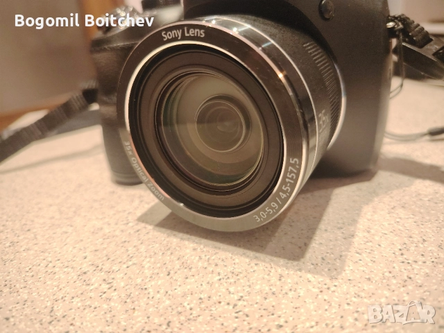 Фотоапарат sony dsc-h300, снимка 2 - Фотоапарати - 52379522