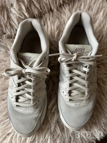 Дамски оригинални маратонки Nike Air Max Command, снимка 3 - Маратонки - 52388292