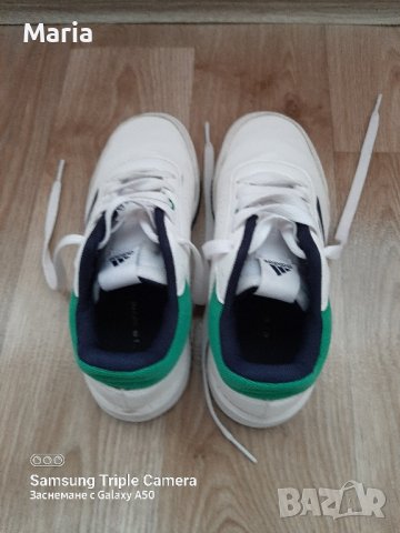 Детски маратонки Adidas , снимка 2 - Детски маратонки - 44418471