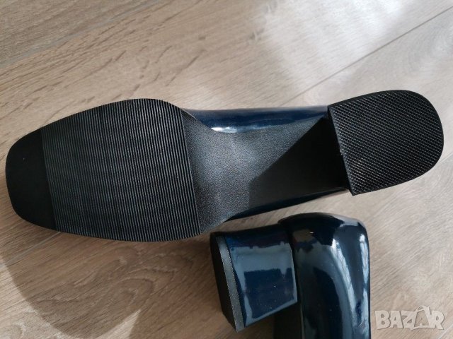 Лачени обувки , снимка 4 - Дамски елегантни обувки - 30648846