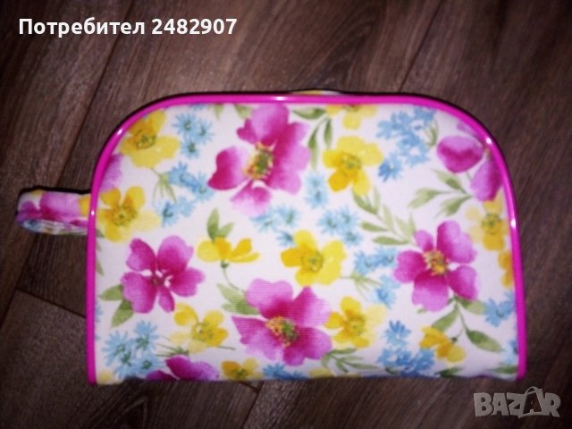 Козметичен несесер, снимка 2 - Други - 39892462