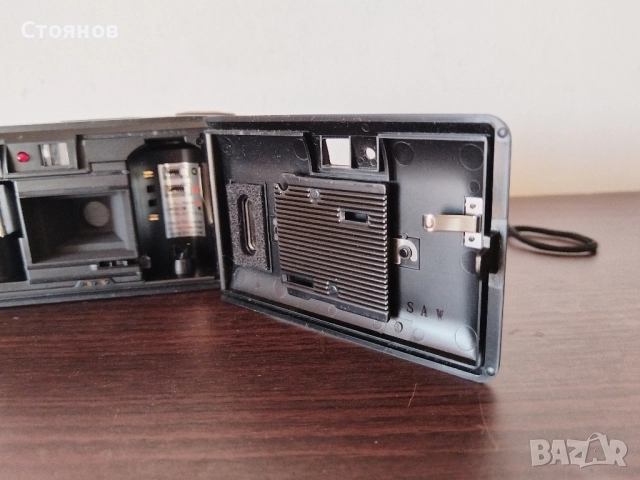 Камера YASHICA J mini, снимка 17 - Фотоапарати - 51859611