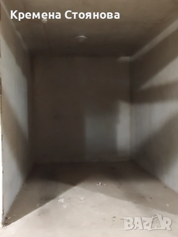 Продавам гараж в подземен паркинг, бл. 282, к- с "Меден рудник" зад бензиностанция Шел, снимка 3 - Гаражи и паркоместа - 53882002