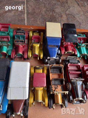 Колекция Matchbox England , снимка 4 - Коли, камиони, мотори, писти - 34886025