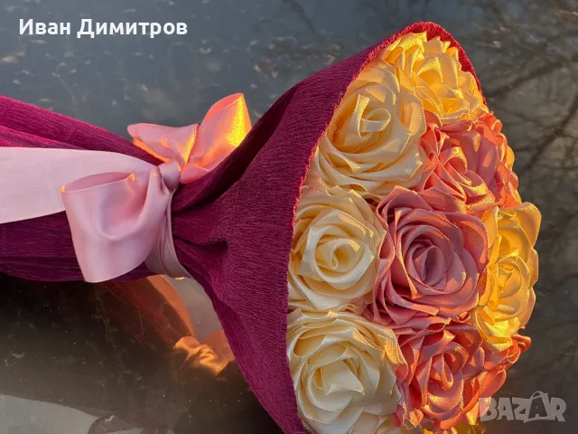 Продавам Вечен букет от ръчно изработени сатенени рози 🌹, снимка 4 - Подаръци за жени - 48831410