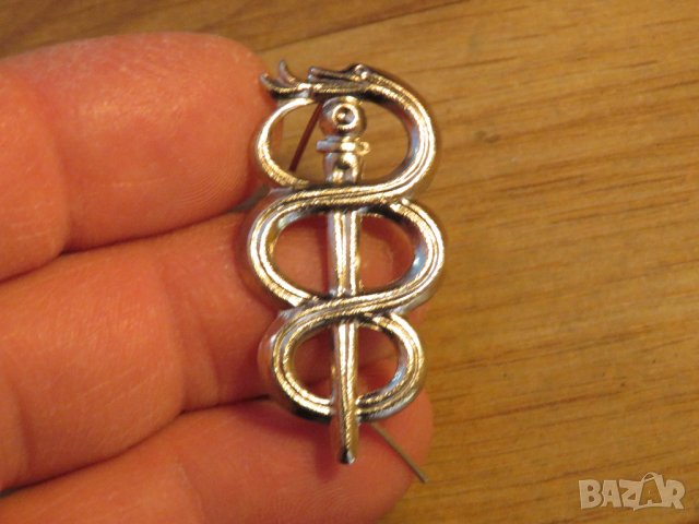 Военен вензел Доктор българска армия  златен -1 бр.  - за ценители и колекционери.