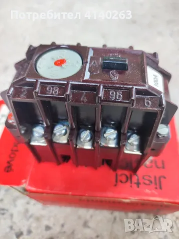Реле R100A 2.3А 3х600V, снимка 3 - Резервни части за машини - 56233183