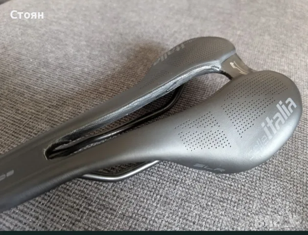 Selle Italia седалка, снимка 2 - Части за велосипеди - 56517210