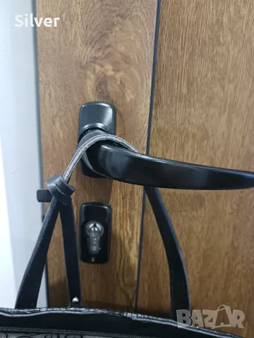 Дамска чанта, снимка 3 - Чанти - 48268435