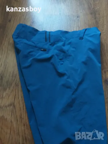 OAKLEY VELOCITY SHORT MEN GOLF SHORT - страхотни мъжки панталони 32/М, снимка 8 - Спортни дрехи, екипи - 47368594