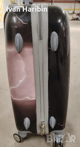 Продавам куфар с колелца и телескопична дръжка , снимка 4 - Куфари - 52846500