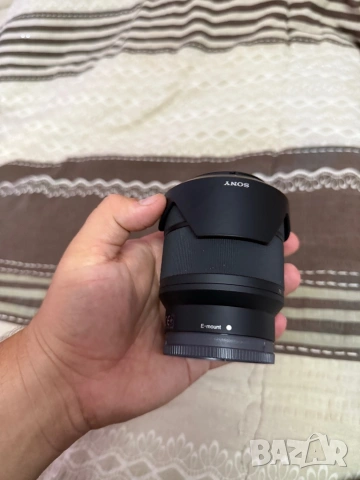 Продавам нов обектив Sony SEL-2870 (FE 3.5–5.6/28-70 OSS), снимка 3 - Обективи и филтри - 54111582