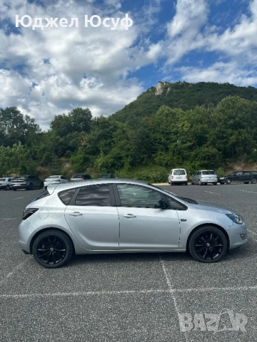 Opel Astra J, снимка 8 - Автомобили и джипове - 47540012