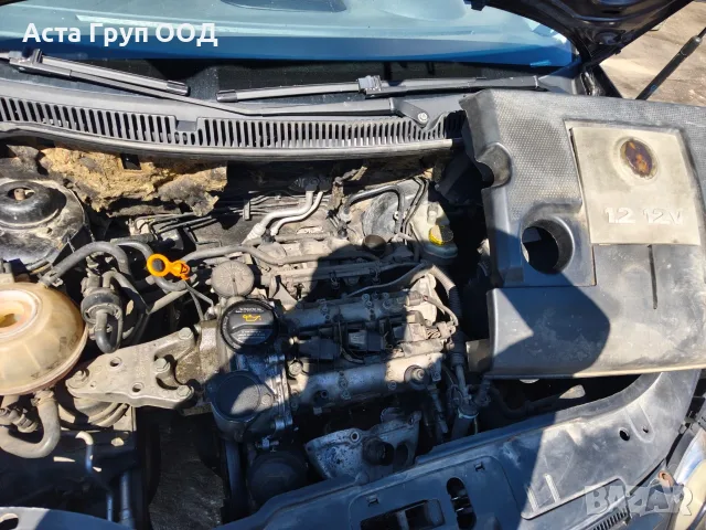 VW Polo 1.2 - 64к.с - 2004г. на части, снимка 6 - Автомобили и джипове - 56127784